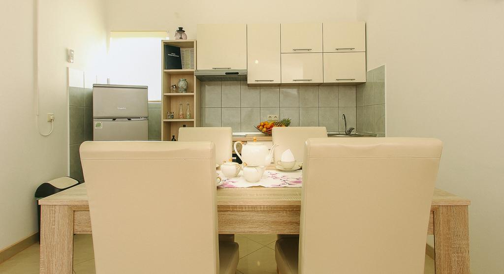 Apartments&Room Babic Kaštela Kültér fotó